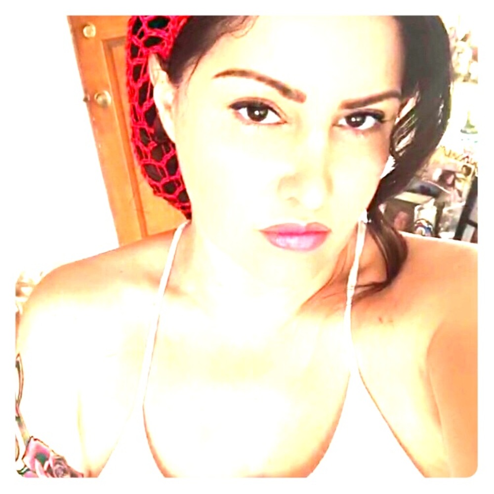 Meet your Posher, DAPHEE